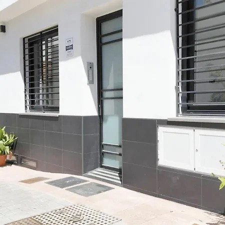 A Top-floor Modern Located 100 Meters From The Фуэнхирола