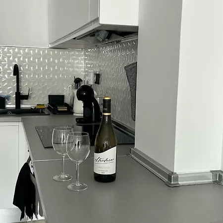 A Top-floor Modern Located 100 Meters From The * Фуэнхирола