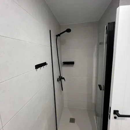 A Top-floor Modern Located 100 Meters From The Apartment Fuengirola